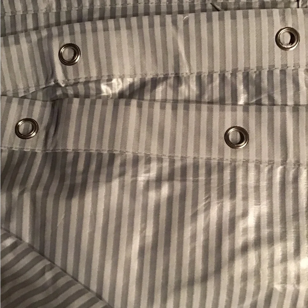 Shower curtain liner - grey stripe